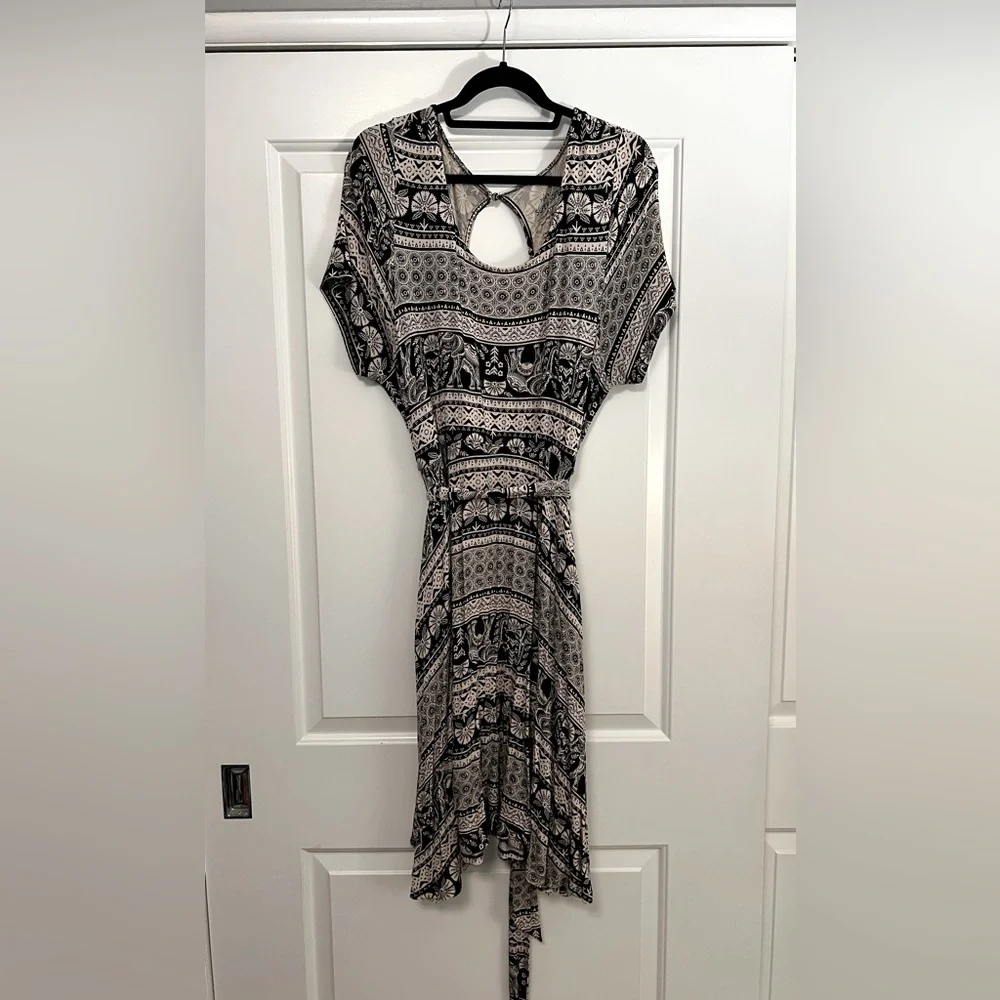 Torrid Elephant Print Keyhole Dress - Picture 1 of 6